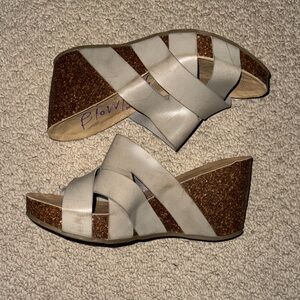 Blowfish Women's Tan and Cream Wedge Sandals